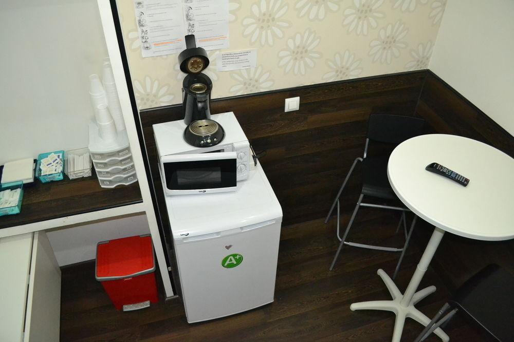 Hostal El Brezo Μαδρίτη Εξωτερικό φωτογραφία