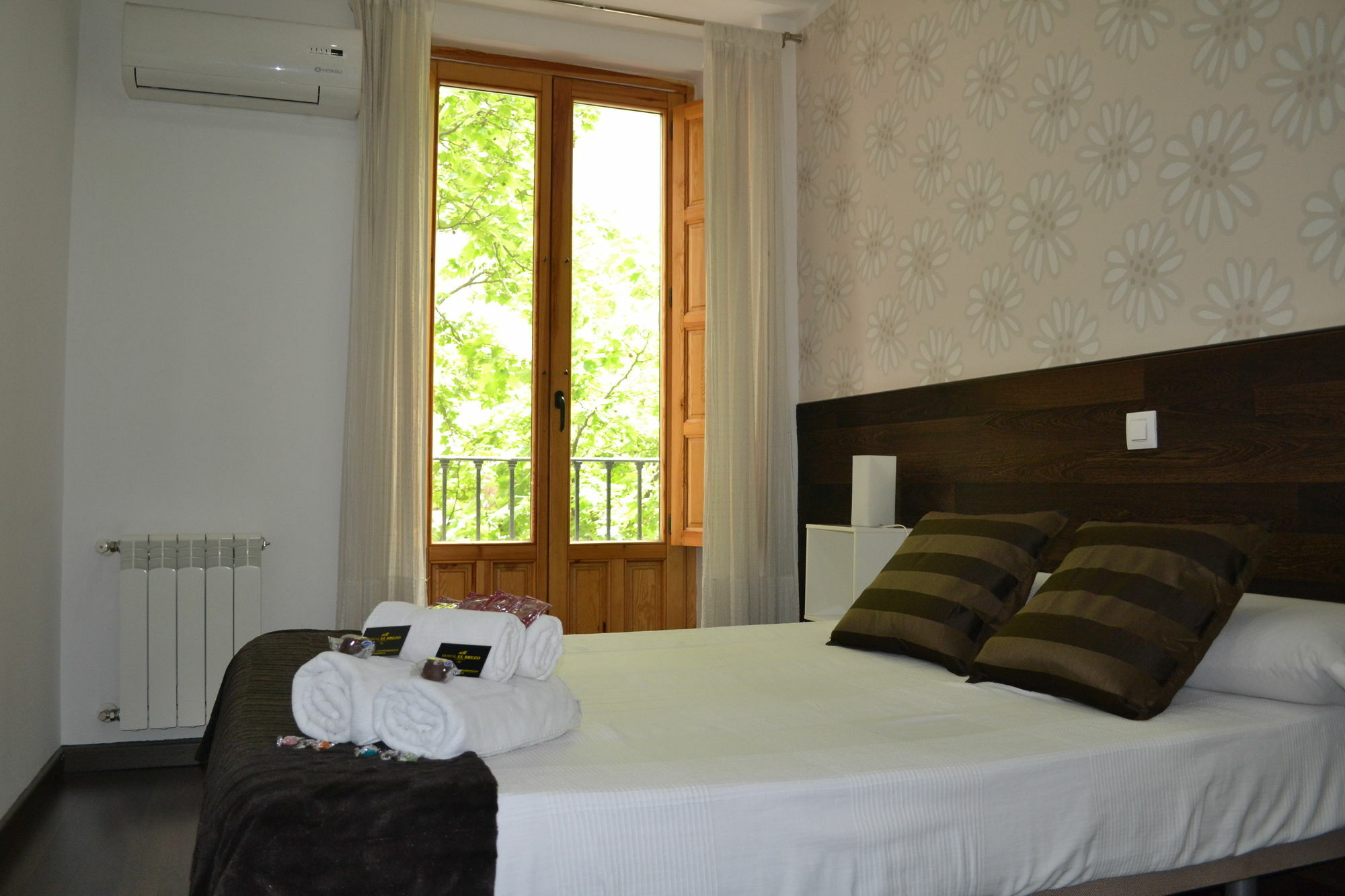 Hostal El Brezo Μαδρίτη Εξωτερικό φωτογραφία