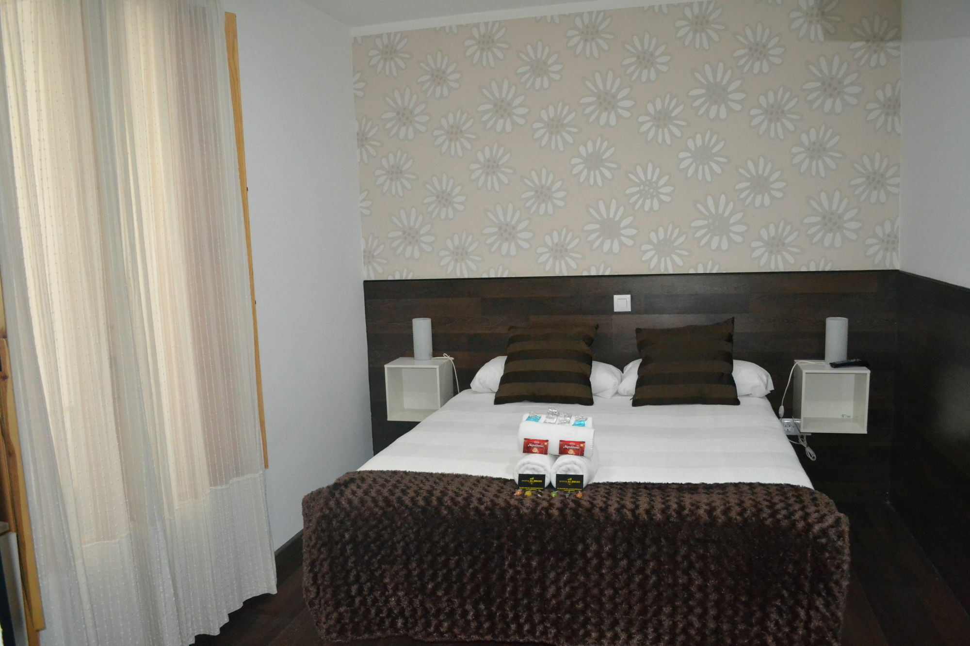 Hostal El Brezo Μαδρίτη Εξωτερικό φωτογραφία