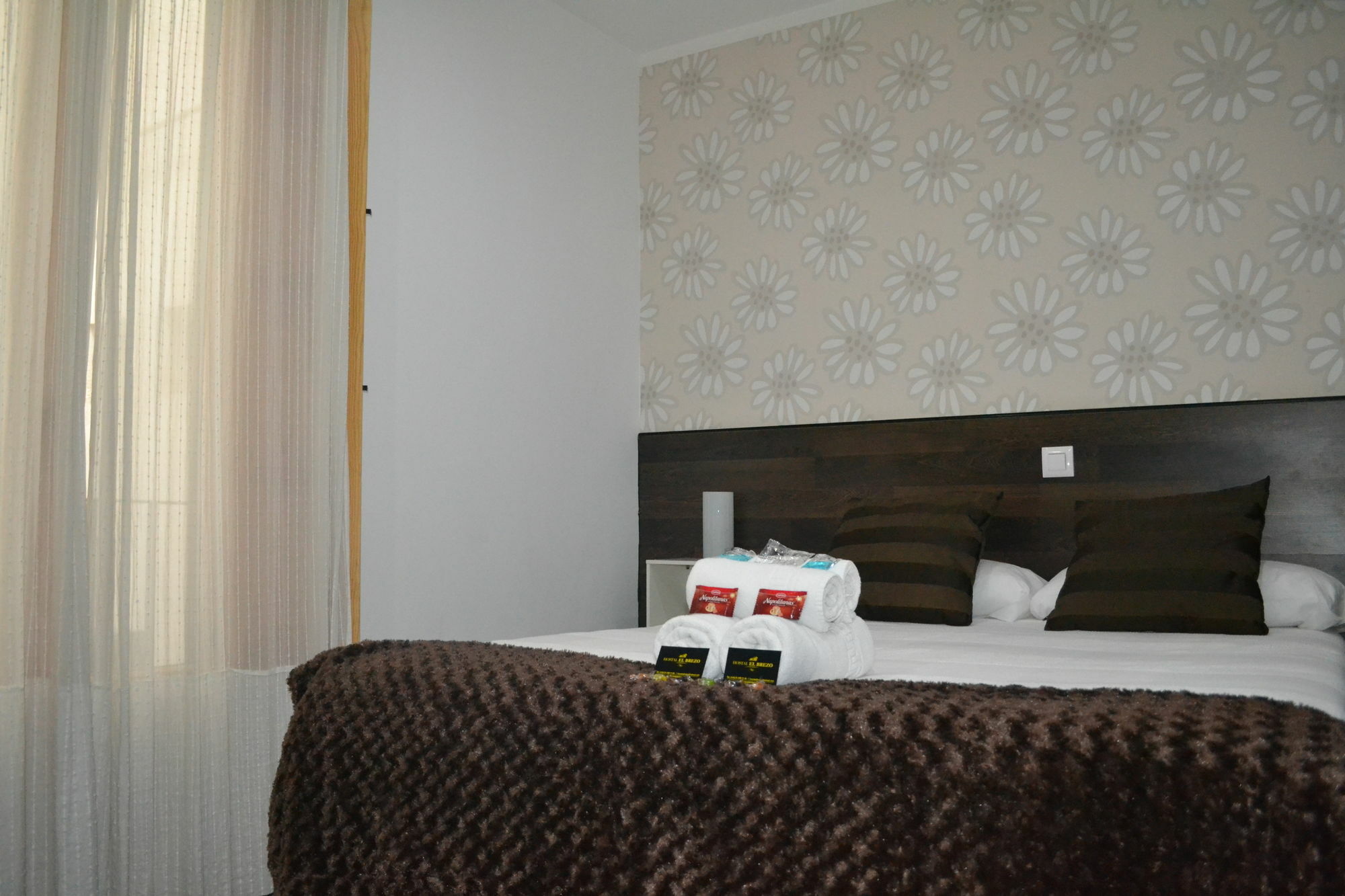 Hostal El Brezo Μαδρίτη Εξωτερικό φωτογραφία