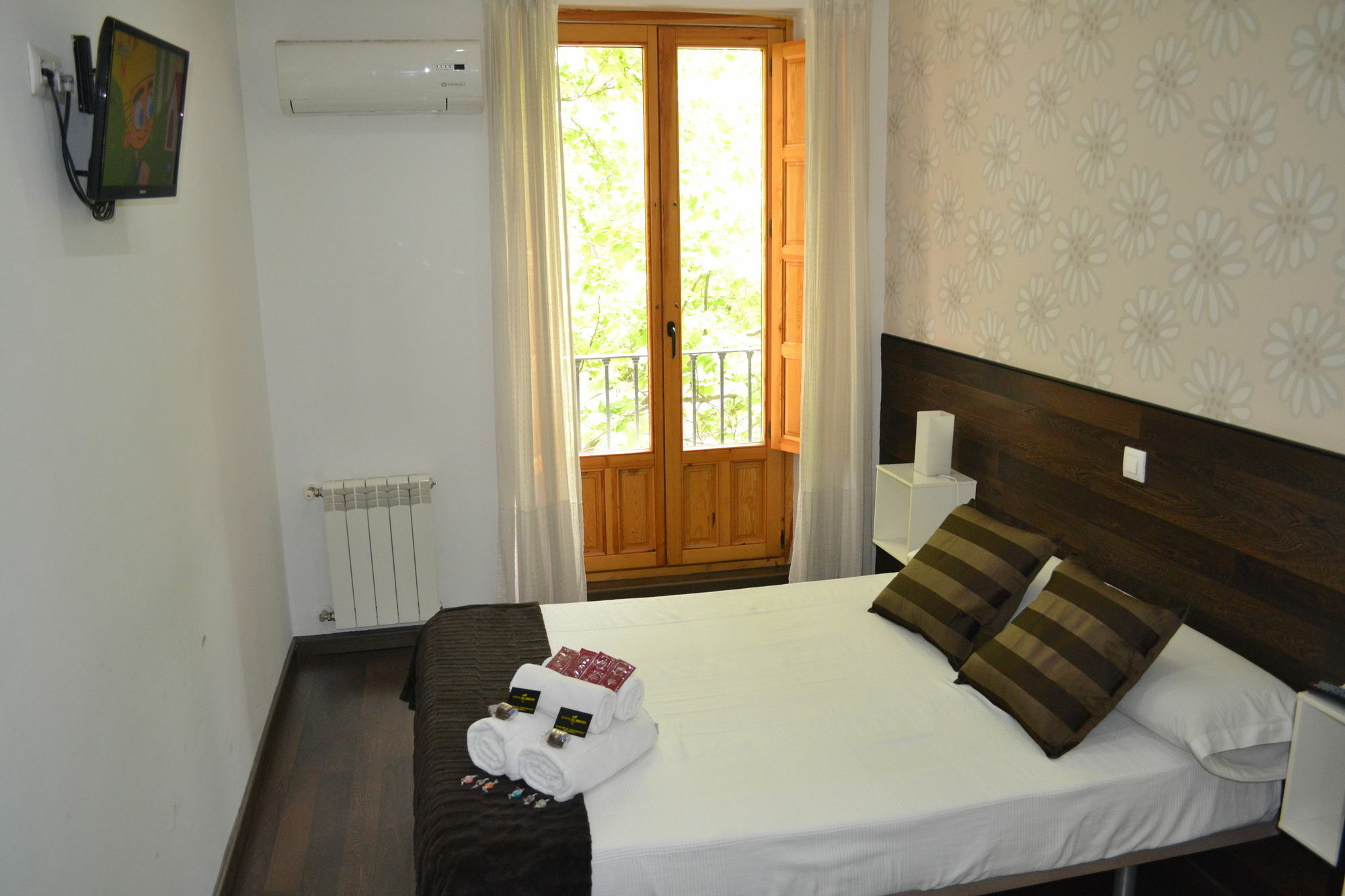 Hostal El Brezo Μαδρίτη Εξωτερικό φωτογραφία
